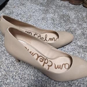 Sam Edelman nude patent pumps